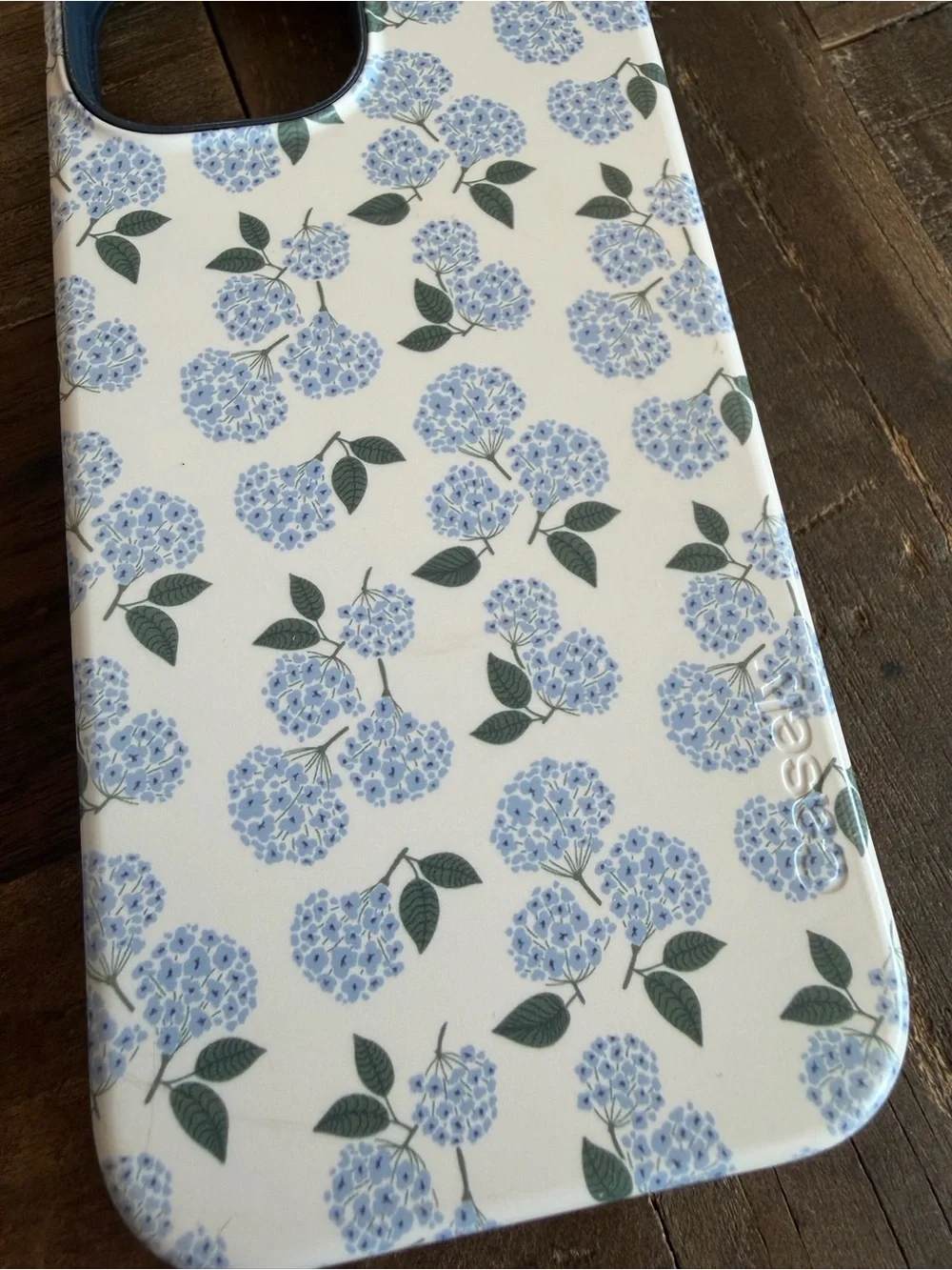 iphone 14 Slim Floral Phone Case in White and Light Blue